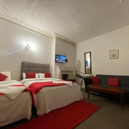 Saji Hotel Ilford Kültér fotó