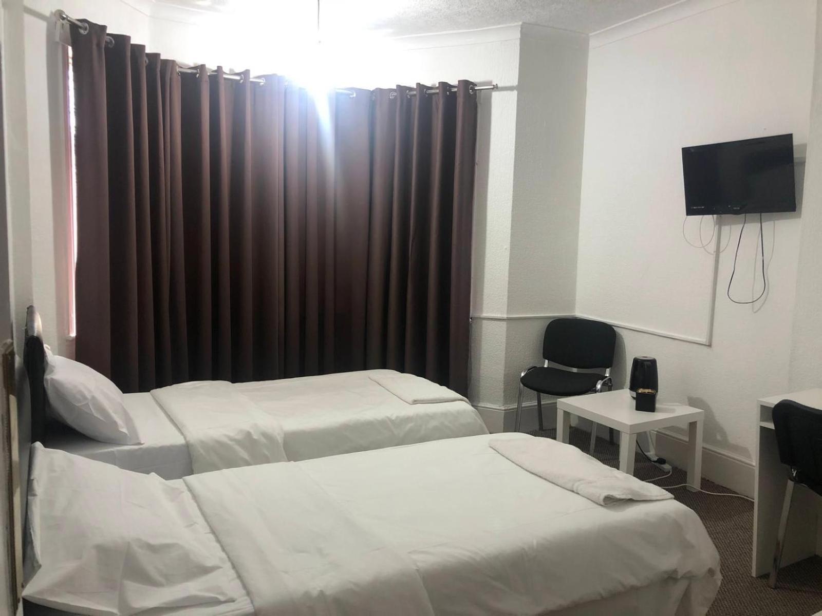Saji Hotel Ilford Kültér fotó