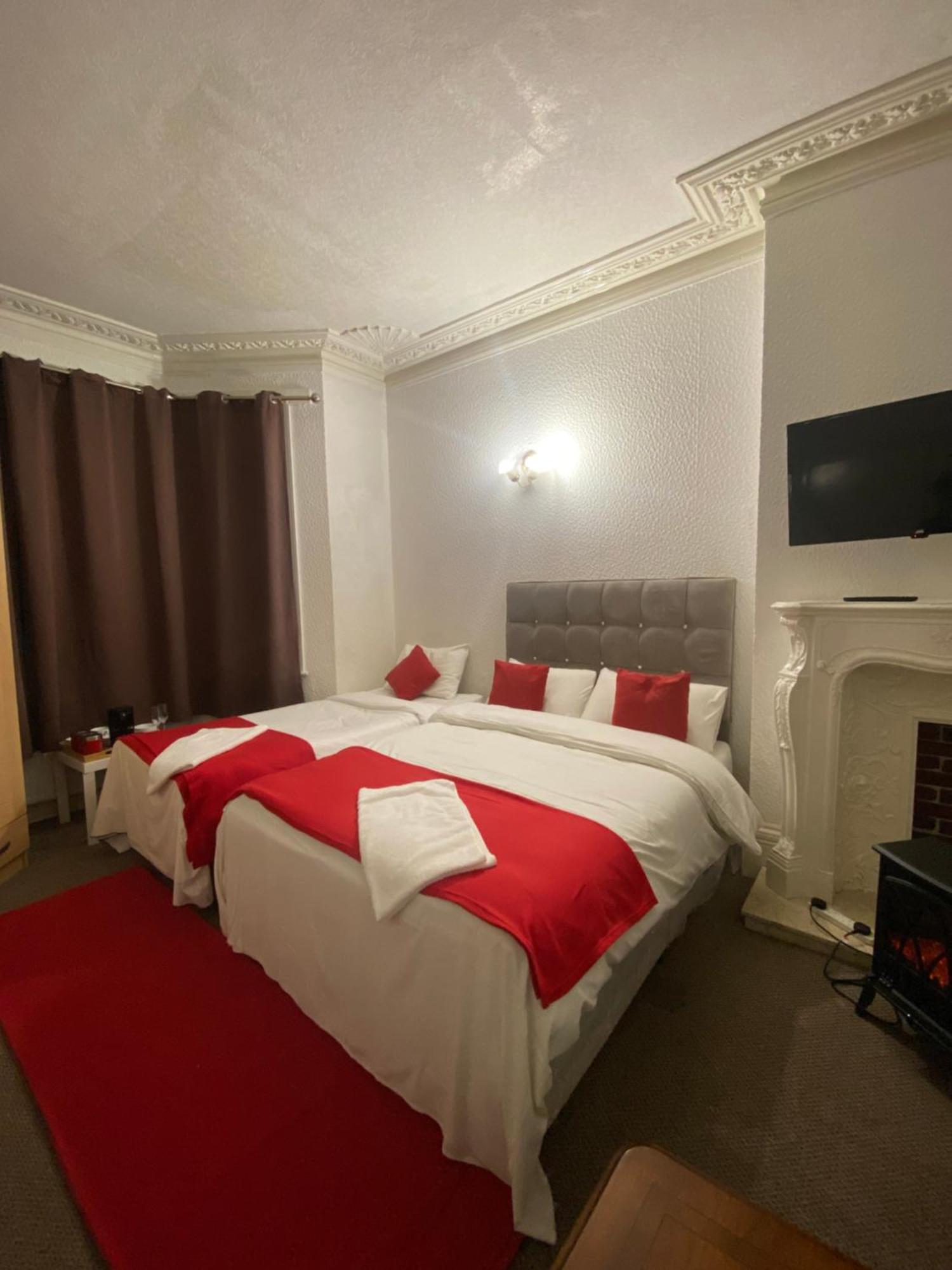 Saji Hotel Ilford Kültér fotó