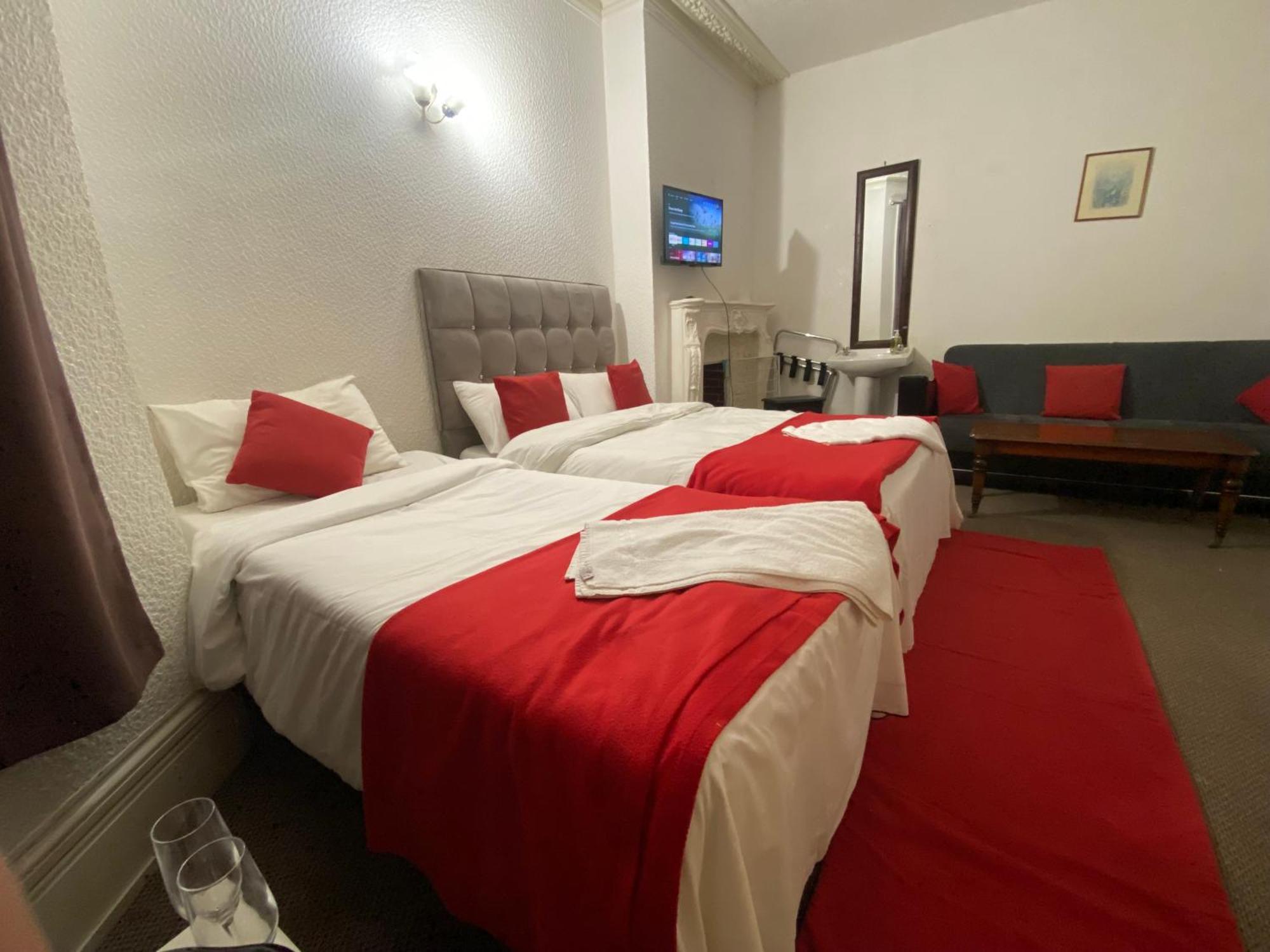 Saji Hotel Ilford Kültér fotó