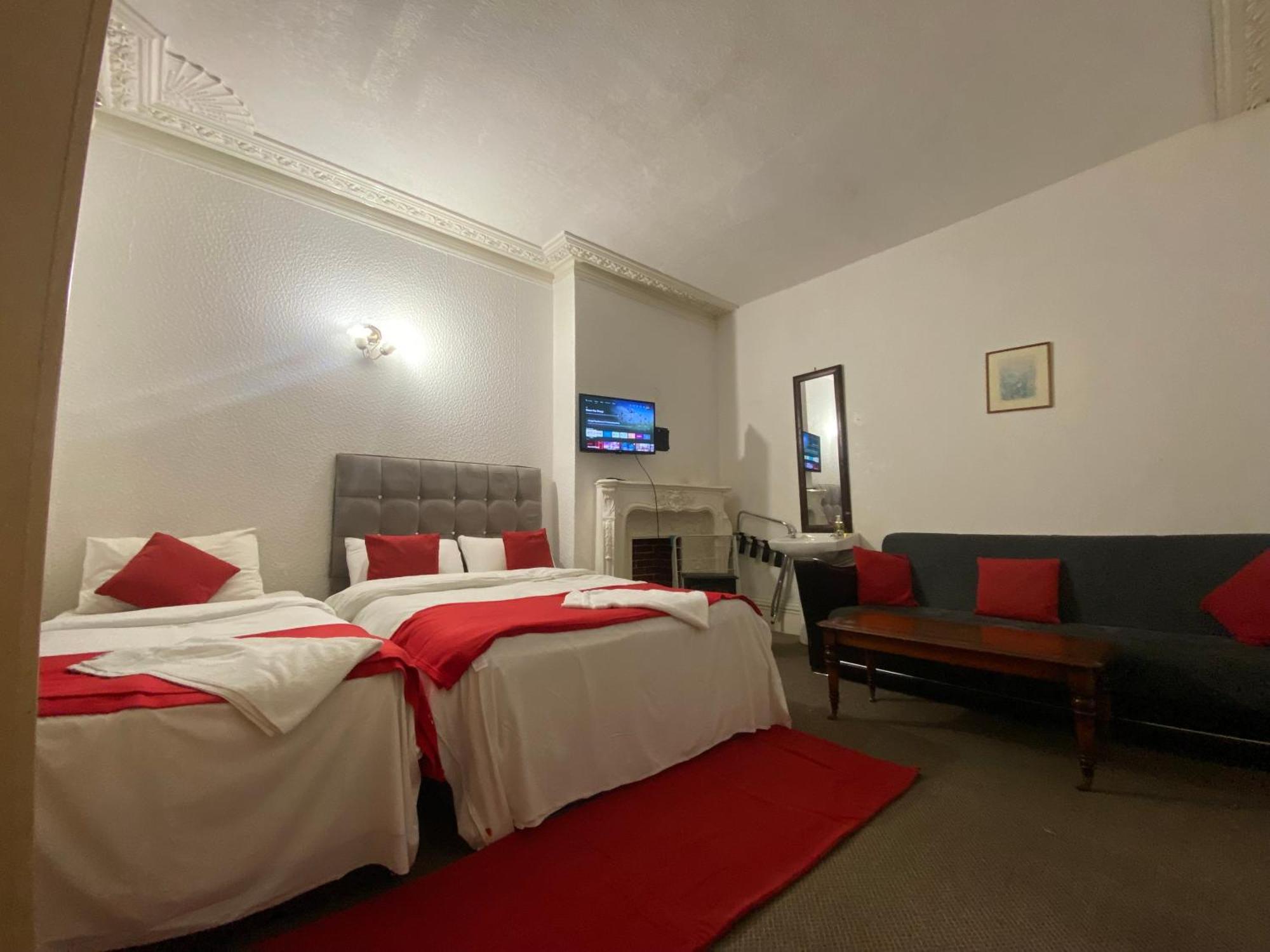 Saji Hotel Ilford Kültér fotó